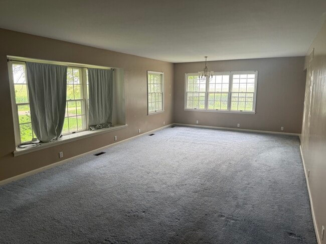 3805 Victor Line Rd in Somonauk, IL - Building Photo - Building Photo