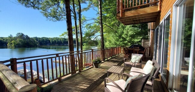 property at 4390 Lakeview Trail