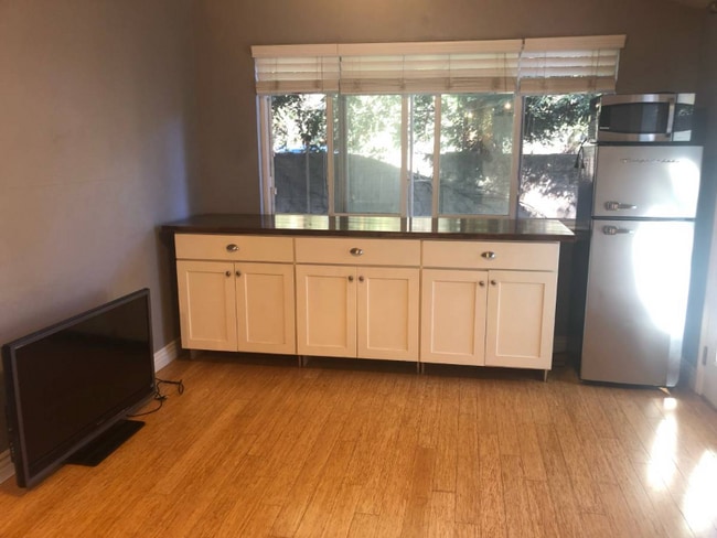 105 Lindsey Dr in Martinez, CA - Building Photo - Building Photo
