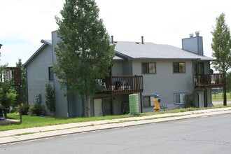 2330 Allegheny Dr in Colorado Springs, CO - Building Photo - Building Photo