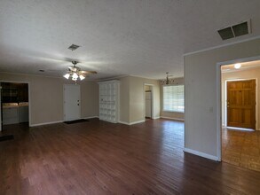 813 McLemore Dr in Vidalia, GA - Building Photo - Building Photo