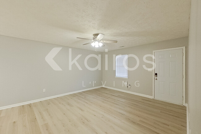 property at 320 Deer Park Dr
