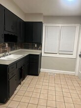 738 N Chester Ave in Indianapolis, IN - Building Photo - Building Photo