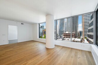1808 Minor Ave, Unit 908 in Seattle, WA - Building Photo - Building Photo