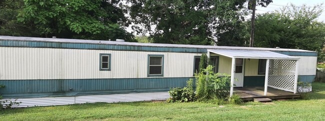 property at 3306 Farmview Dr