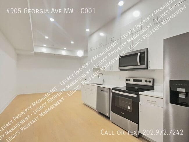 4905 Georgia Ave NW