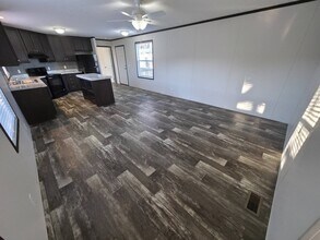 1917 SW 11th St in Lincoln, NE - Foto de edificio - Building Photo