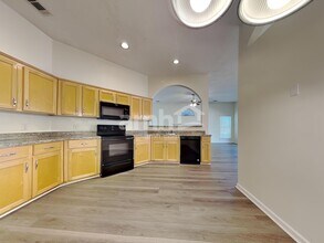 103 Richmond Way in Richmond Hill, GA - Foto de edificio - Building Photo