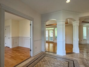 1916 NW Norfolk Ct in Portland, OR - Building Photo - Building Photo