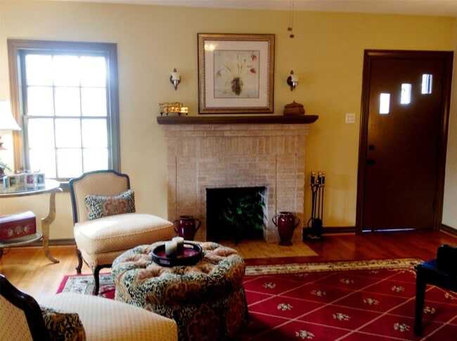 property at 704 Sue St