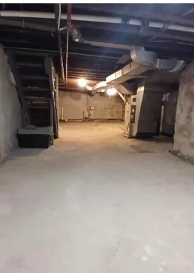 1521 Alton St in Pittsburgh, PA - Foto de edificio - Building Photo