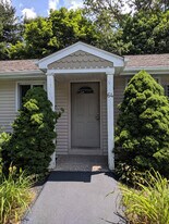 50 Country Club Rd in Cheshire, CT - Building Photo