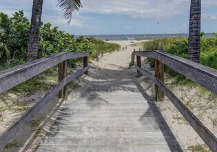 525 N Ocean Blvd, Unit 716 in Pompano Beach, FL - Building Photo - Building Photo