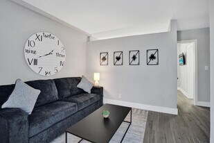 50 Davie Blvd in Fort Lauderdale, FL - Building Photo