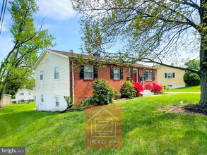 3217 St Lukes Ln in Baltimore, MD - Building Photo - Building Photo