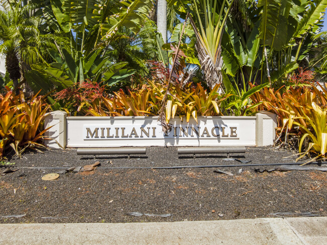 Mililani Pinnacle in Mililani, HI - Foto de edificio - Building Photo