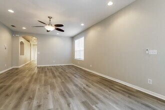 8549 Deer Chase Dr in Riverview, FL - Building Photo - Building Photo