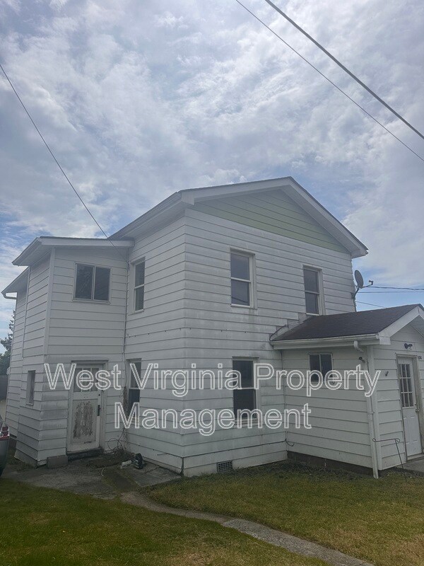 304 N 3rd St in Princeton, WV - Building Photo - Building Photo