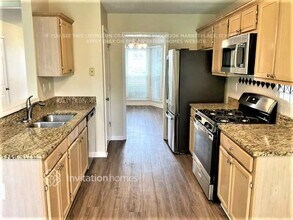 985 Wenham Ln in Lawrenceville, GA - Building Photo - Building Photo