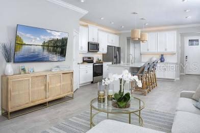 5479 Brooklet Wds Dr in Wesley Chapel, FL - Foto de edificio - Building Photo
