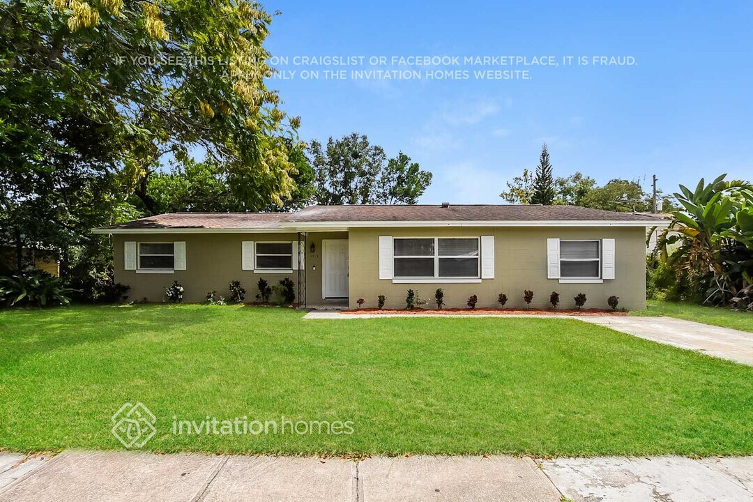5919 Tavendale Dr in Orlando, FL - Building Photo