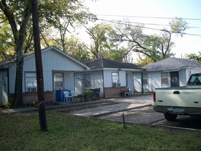 Lavender Oaks in Houston, TX - Building Photo - Building Photo