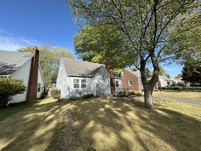 3015 Kenlawn St in Columbus, OH - Building Photo - Building Photo