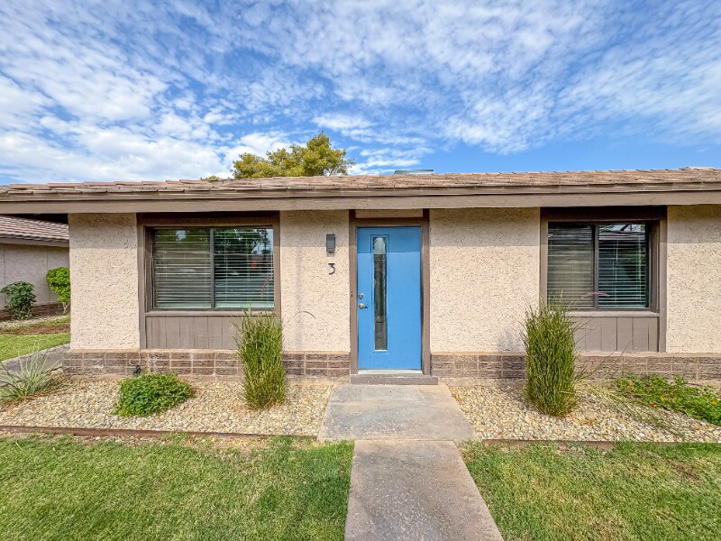 515 E Dunbar Dr in Tempe, AZ - Building Photo