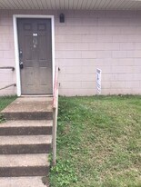 2241 W Pensacola St in Tallahassee, FL - Building Photo