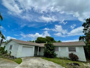 420 Newfound Harbor Dr in Merritt Island, FL - Building Photo - Building Photo