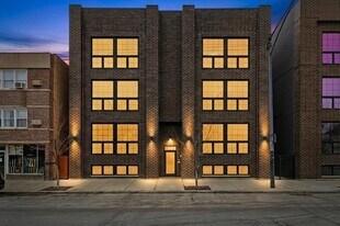 5824 N Lincoln Ave in Chicago, IL - Building Photo
