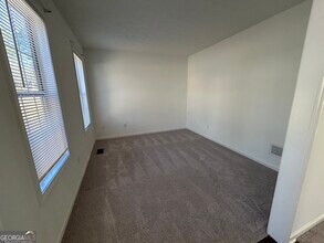 2022 Whitfield Ln in Lawrenceville, GA - Building Photo - Building Photo