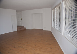 32009 Coast Hwy, Unit Lower in Laguna Beach, CA - Building Photo - Building Photo