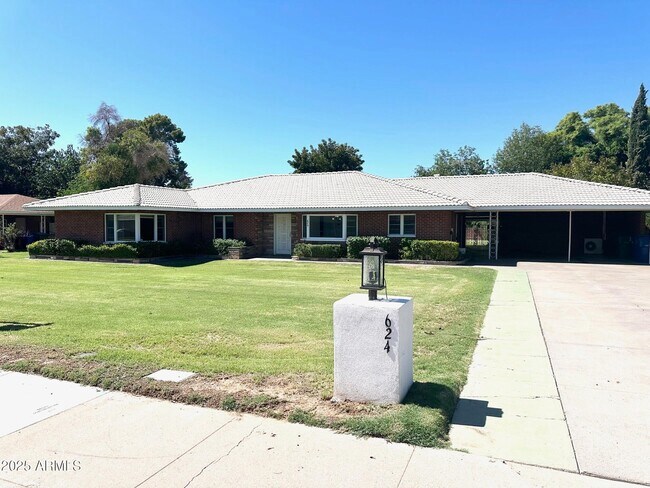 624 N Macdonald in Mesa, AZ - Building Photo - Building Photo