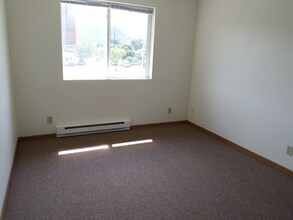 560 Main St in Winona, MN - Building Photo - Building Photo