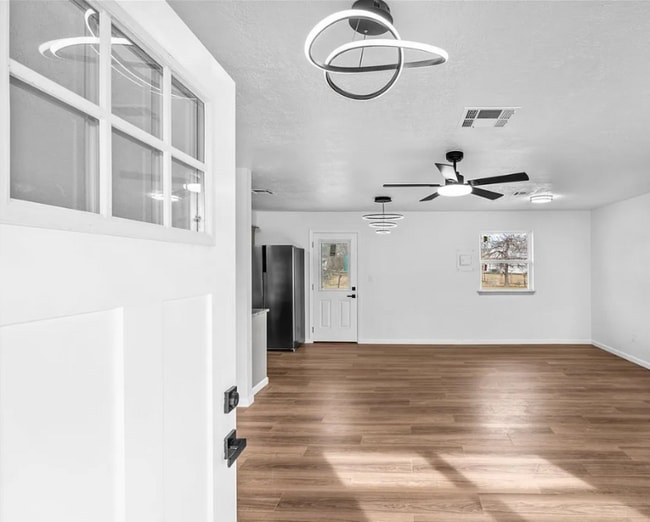 4811 NW Lindy Ave in Lawton, OK - Foto de edificio - Building Photo