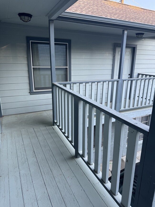 1009 Solons Aly, Unit Solons Alley Apt #2 in Sacramento, CA - Building Photo - Building Photo