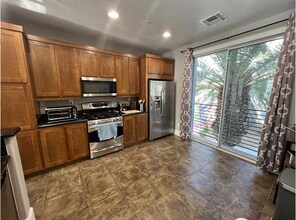 9050 W Tropicana Ave in Las Vegas, NV - Building Photo - Building Photo