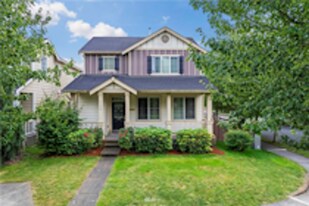 6200 Radiance Blvd E in Fife, WA - Building Photo