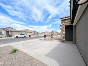10163 W Amelia Ave in Avondale, AZ - Building Photo - Building Photo