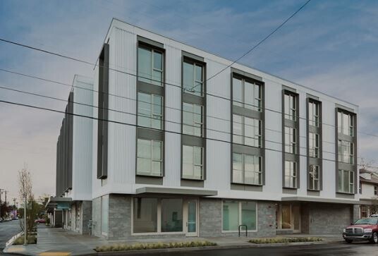1313 SE Spokane St in Portland, OR - Building Photo