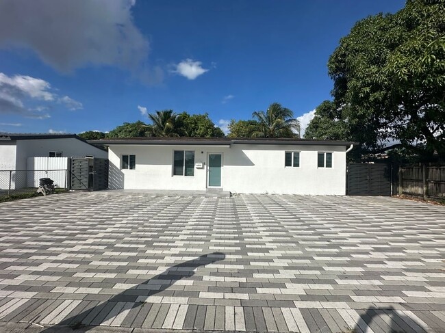 property at 1211 W 34th St