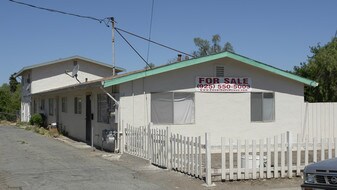 14 Mountain View Ave in Bay Point, CA - Building Photo
