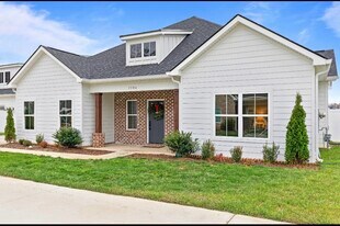 3306 Stonecreek Dr in Chattanooga, TN - Building Photo