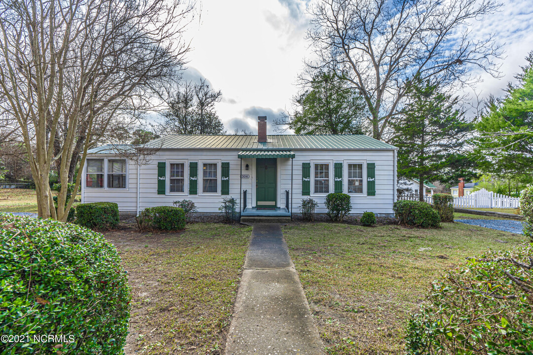 304 High St in Aberdeen, NC - Building Photo