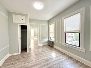 366 Central Ave in Jersey City, NJ - Building Photo - Building Photo
