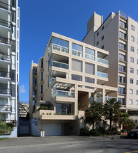 2015 Beach Ave in Vancouver, BC - Building Photo - Building Photo