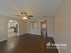 910 Pryor Dr in Arlington, TX - Building Photo - Building Photo