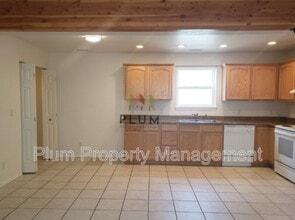 1935 S 12th St W in Missoula, MT - Building Photo - Building Photo