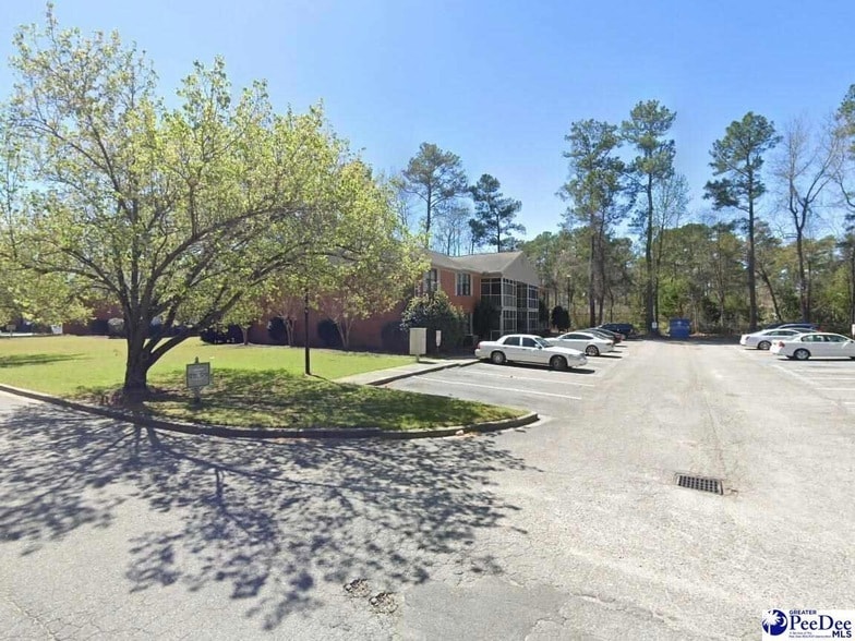 1219 Brittany Dr in Florence, SC - Building Photo